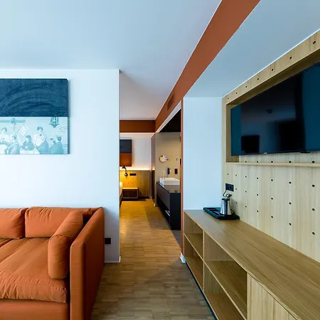 Hotel Mk | 4*